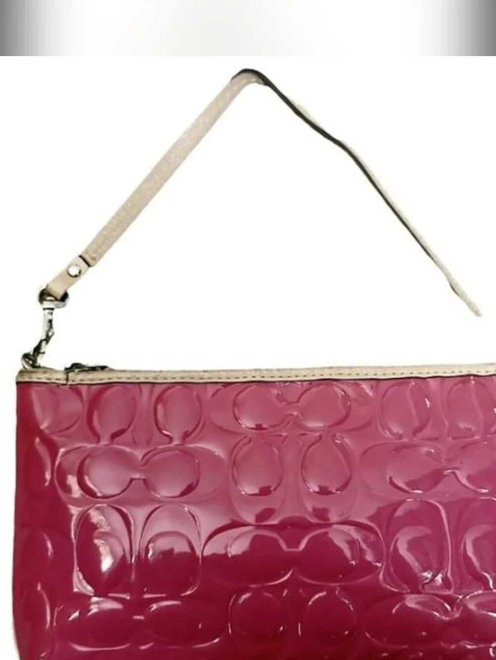 🌸 Coach Patent Leather Coral Wristlet Embossed 🌸